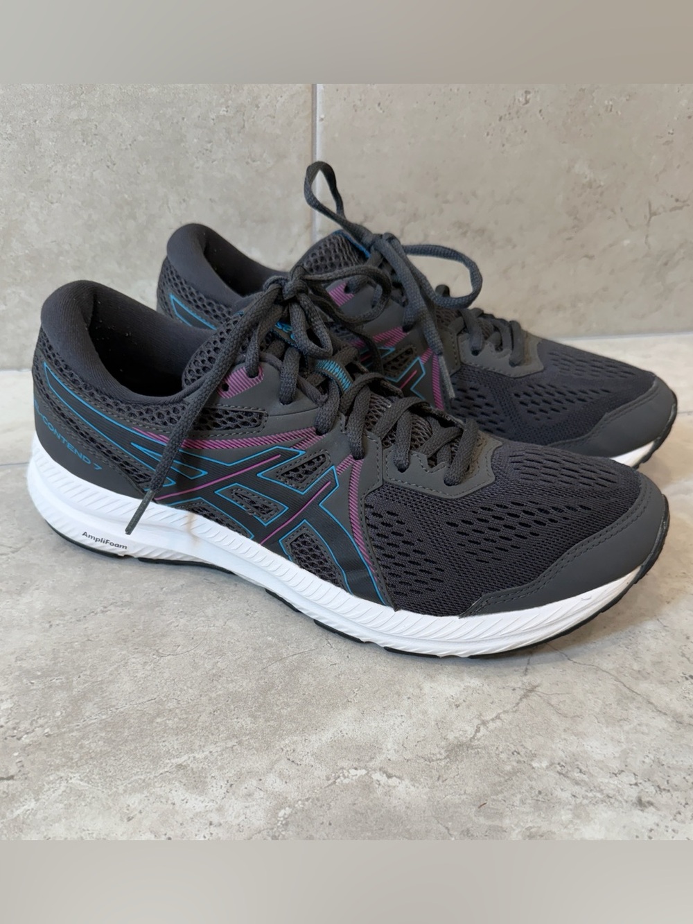 ASICS Gel Contend 7 womens sneakers size 10